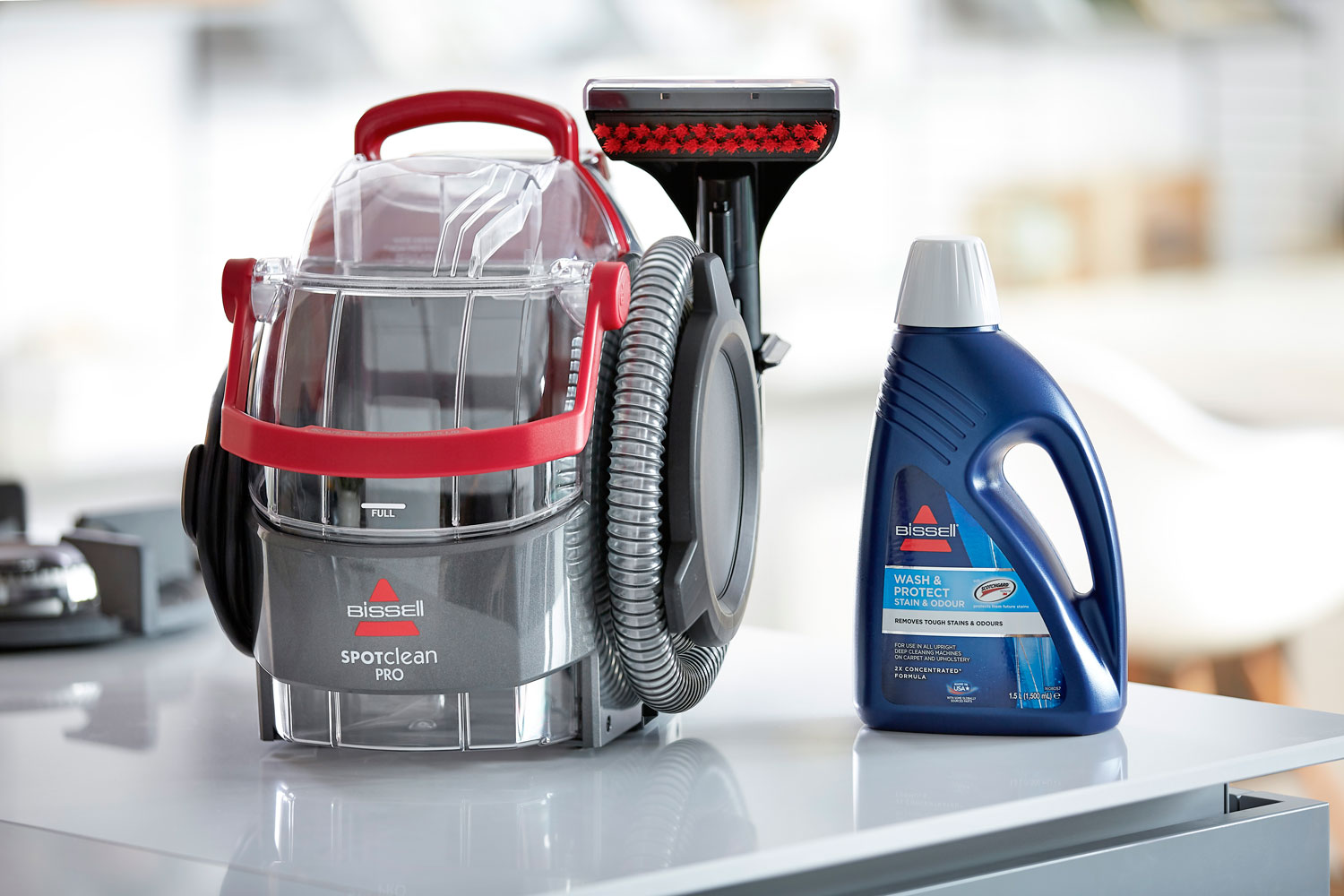 מכונת ניקוי Bissell SpotClean Pro – המושלם לכתמים קשים בכל סוגי הריפודים