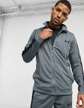 חליפת Under Armour Sportstyle tracksuit בצבע אפור במחיר הזייה!