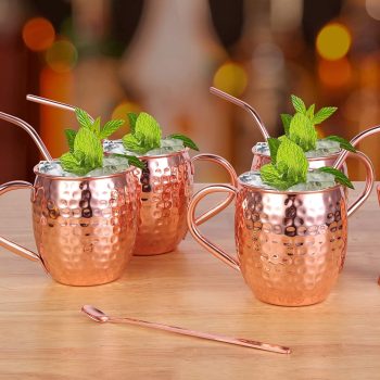 4 כוסות קוקטייל מנחושת בעיצוב Moscow Mule המבוקש במחיר הזוי!