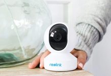 מצלמת האבטחה הביתית Reolink E1 Pro הנהדרת במחיר רצפה!