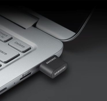 חסר זכרון? כונן הפלאש המזערי FIT Plus מאת Samsung במחיר מעולה!