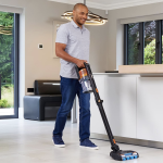 שואב אבק אלחוטי Shark Cordless IZ300EU במחיר שווה של 699 שח בלבד!