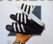 כפכפי אדידס – Adidas בפירוק מחיר מטורף!