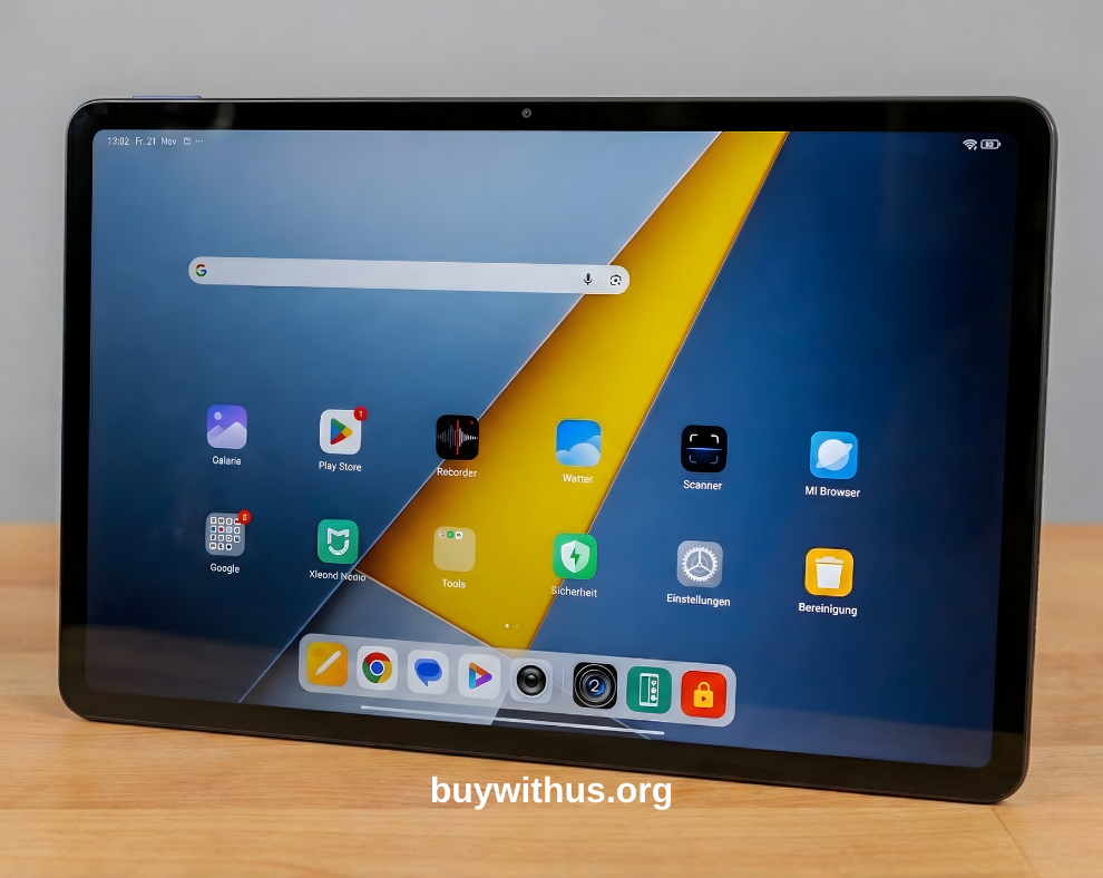 טאבלט פוקו POCO Pad M1 Global עם מסך 12.1",  סוללת 12,000mAh ומעבד Snapdragon 7s Gen 4
