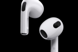 אוזניות אלחוטיות Apple AirPods 3 with Lightning Charging Case True Wireless
