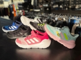 דיל פסיכי! נעלי אדידס Adidas Tensaur Run 3.0 EL C לילדים ב-79.9₪ בלבד!