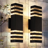 זוג גופי תאורה LED עמידים למים בתקן IP65 בחיסול מלאי!