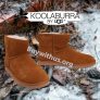 מגף מיני קלאסי לגברים Koolaburra Burra של UGG מתחת לרף המס במשלוח חינם!