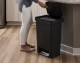פח אשפה עם פדל  רברמייד 49 ל' Rubbermaid Premier Series II במחיר נדיר!